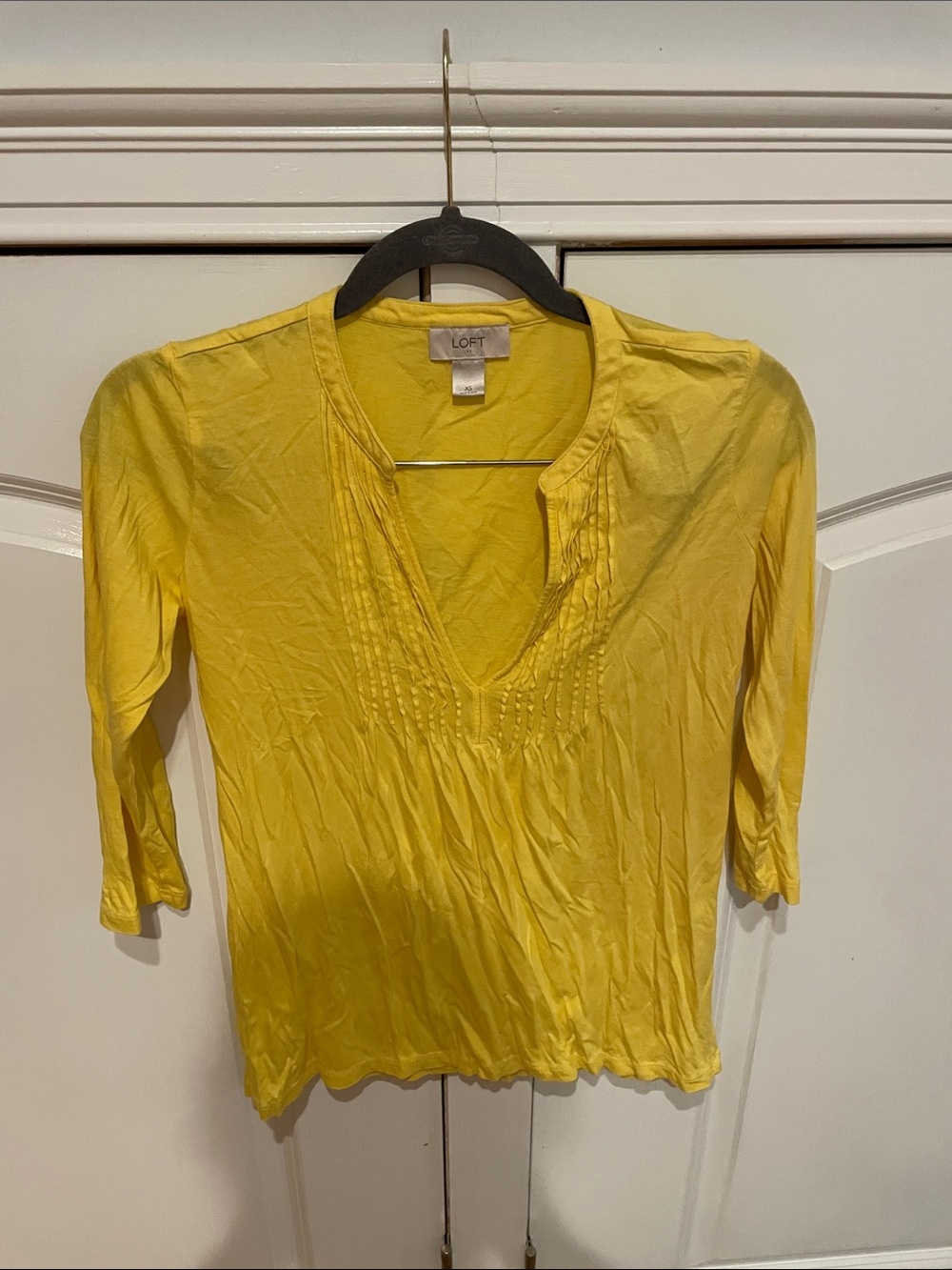 LOFT Yellow V-Neck Pintuck 3/4 Sleeve Top